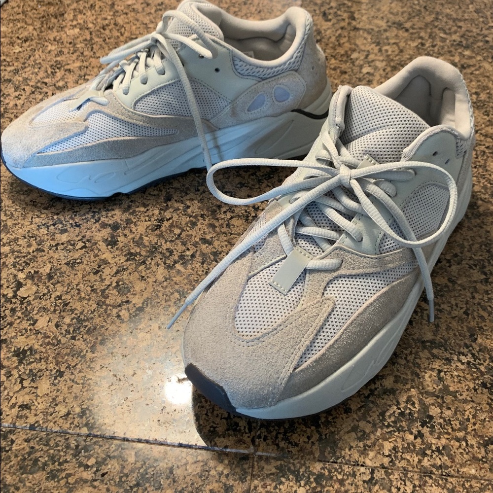 Adidas Yeezy 700 SALT